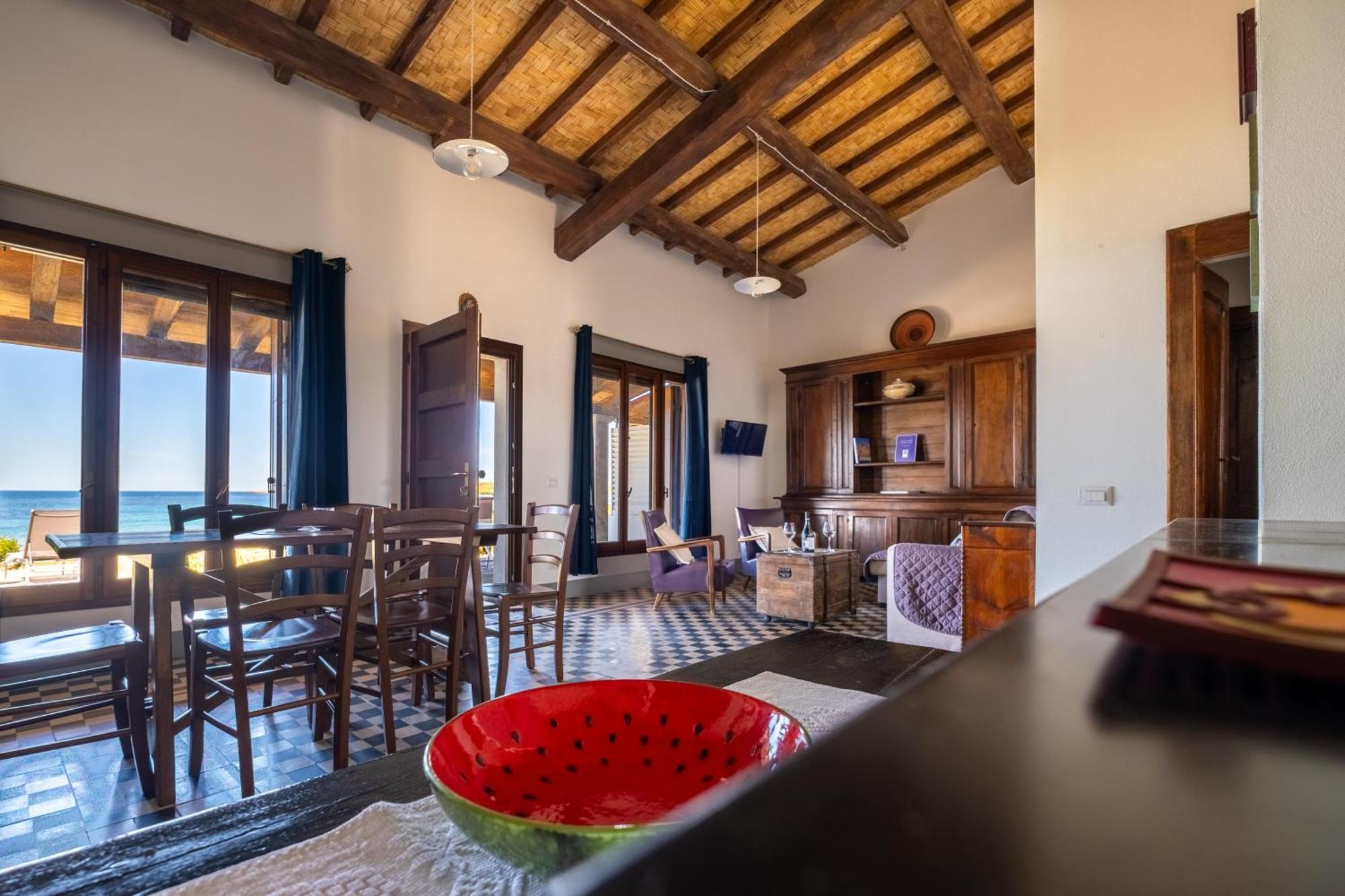 Casa Sul Mare A Putzu Idu - Grazie Di Esistere Villa Bagian luar foto